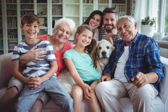 Famille souriante